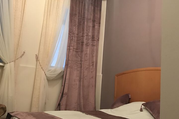 Room 15 of 21