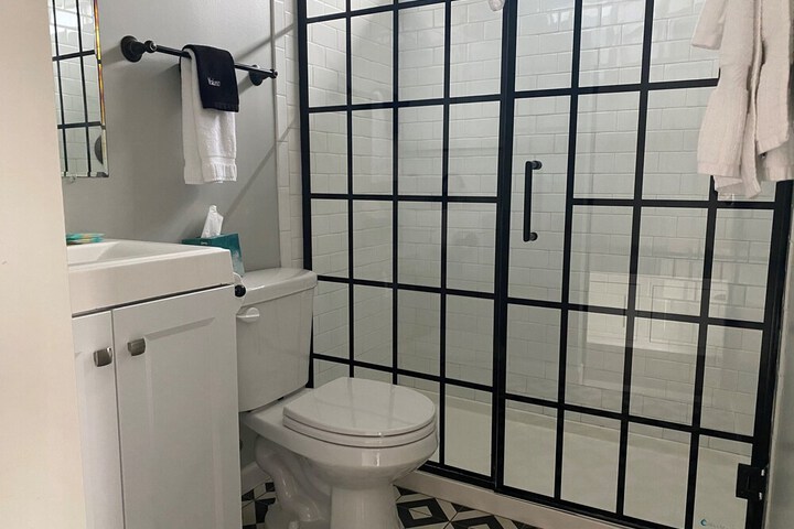 Room 148 of 185