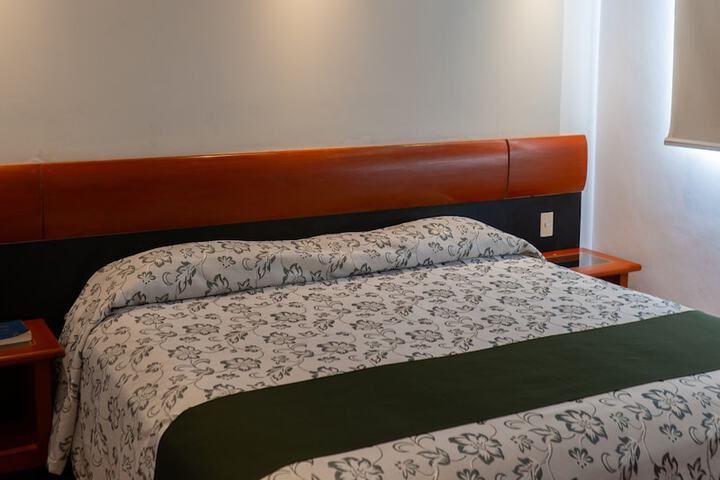 Room 10 of 41