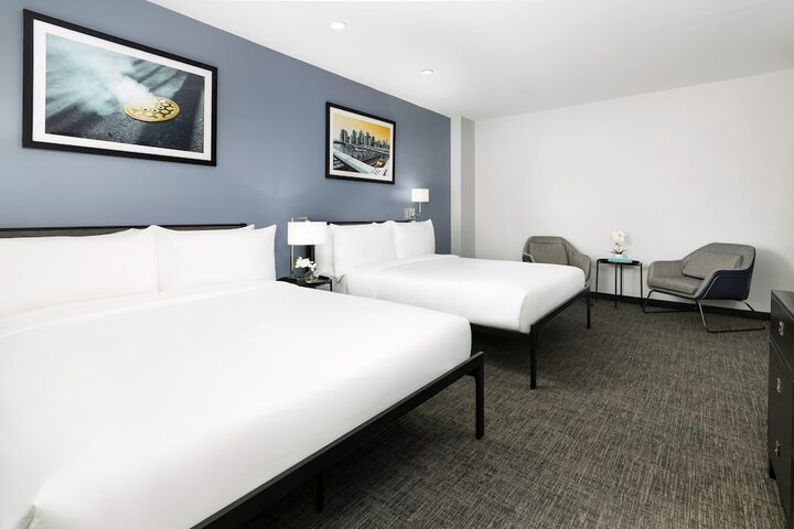 Standard Room, King or Two Doubles (17 of 20)