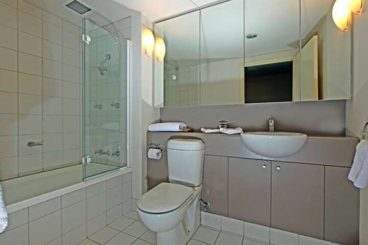 Room 17 of 22