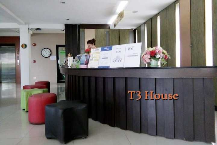Hotel Interior 4 of 27