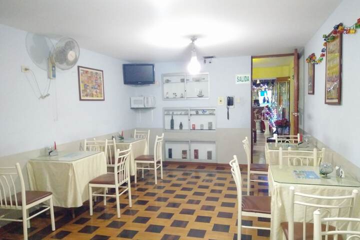 Dining 56 of 74