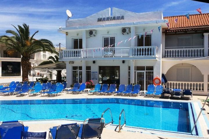 Hotel with Pool