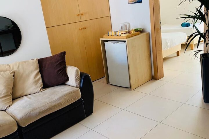 Room 18 of 51