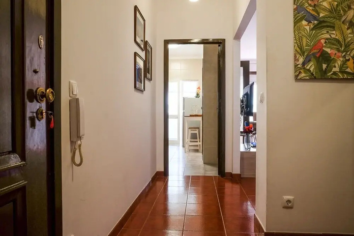 Room 11 of 20