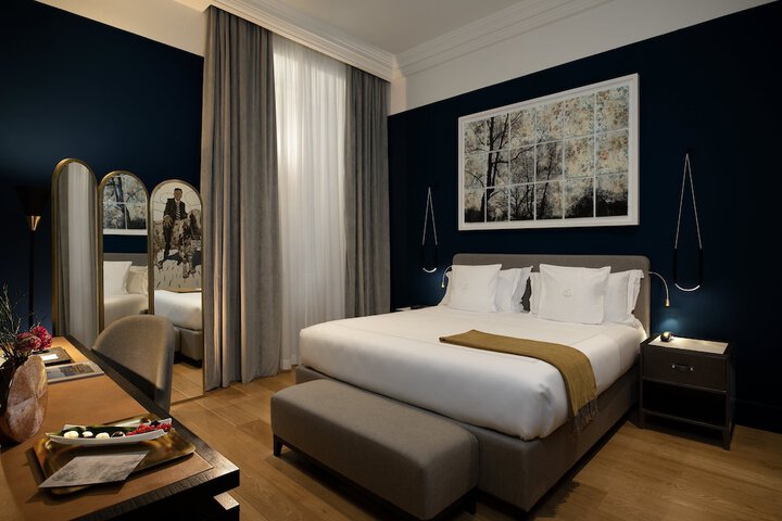 Room 45 of 122