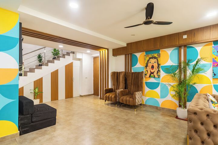 Room 425 of 682