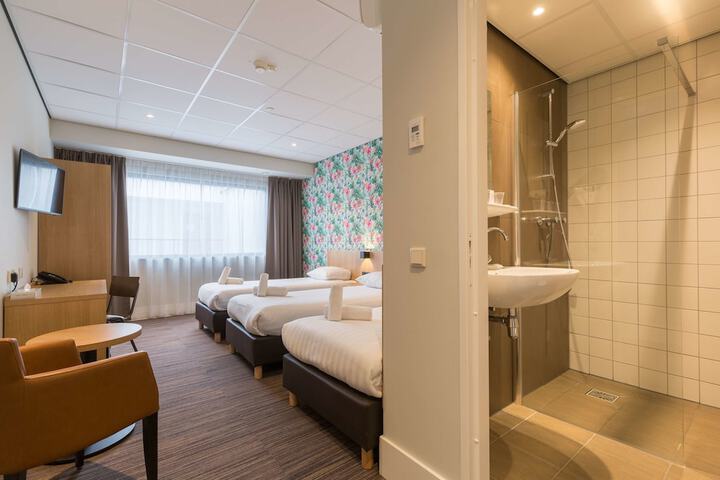 Room 14 of 29