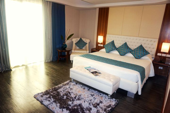 Room 21 of 62