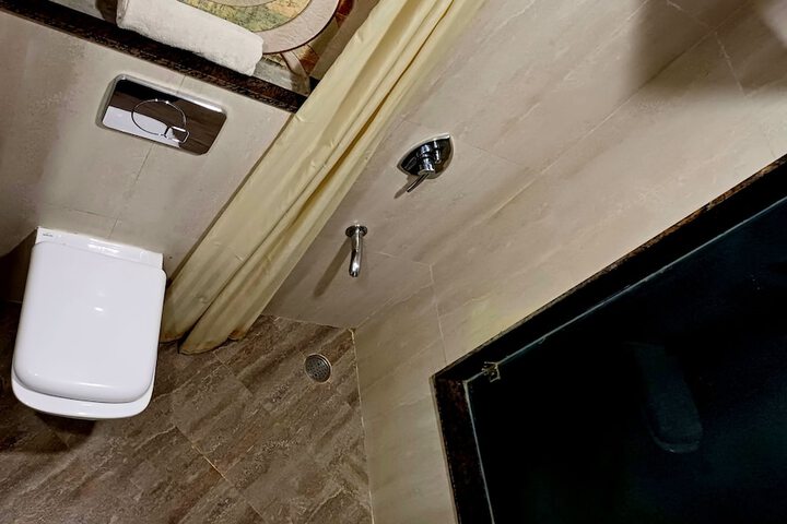 Room 30 of 57
