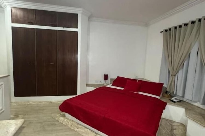 Room 17 of 51