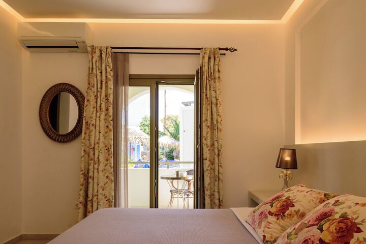 Room 44 of 127