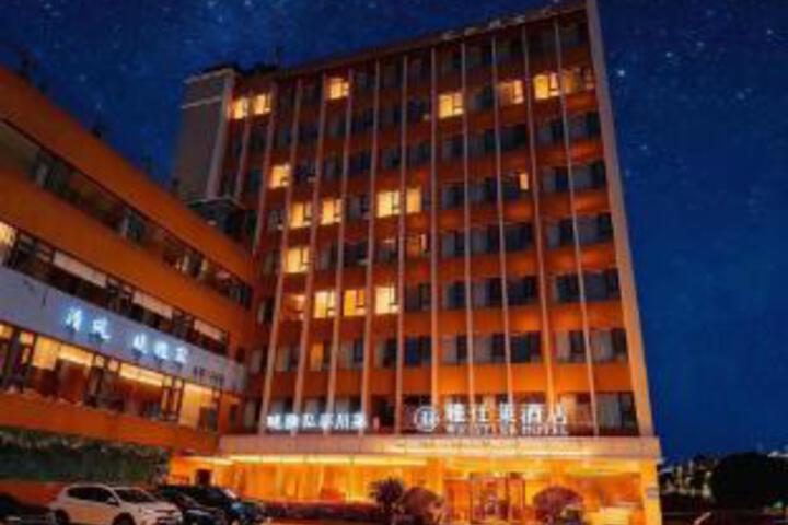 Whistler Hotel