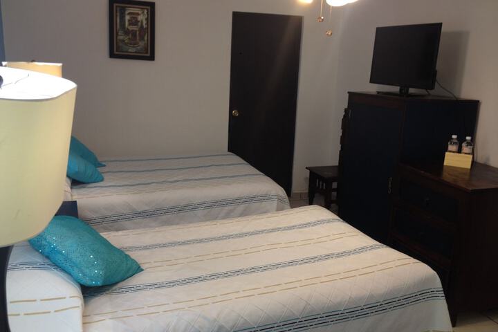 Room 4 of 20