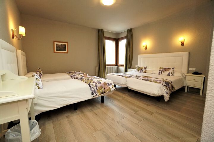 Room 5 of 27