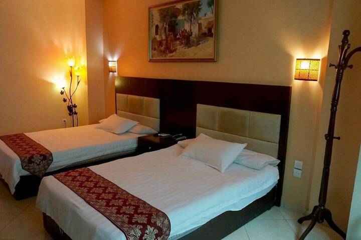 Room 2 of 17
