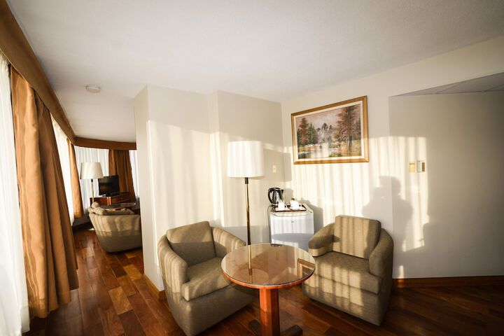 Room 19 of 41