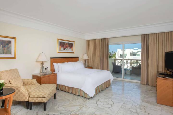 Room 21 of 86