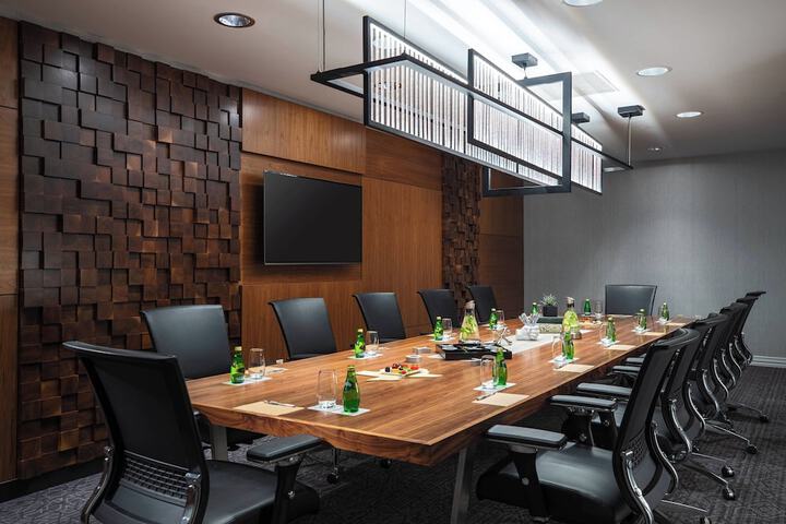 Meeting facility