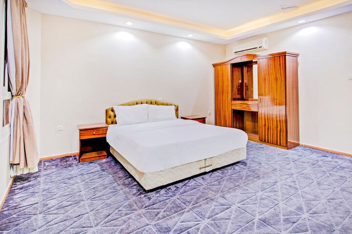 Room 43 of 53