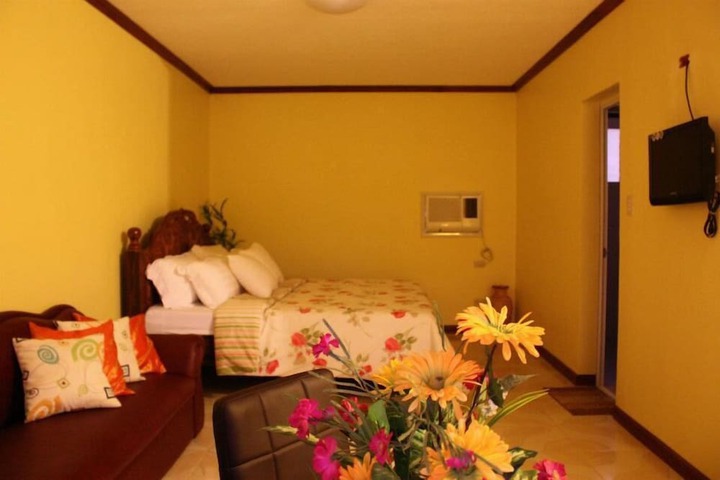 Room 4 of 22