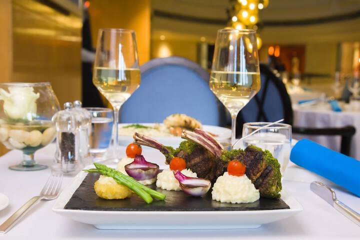 Dining 101 of 155
