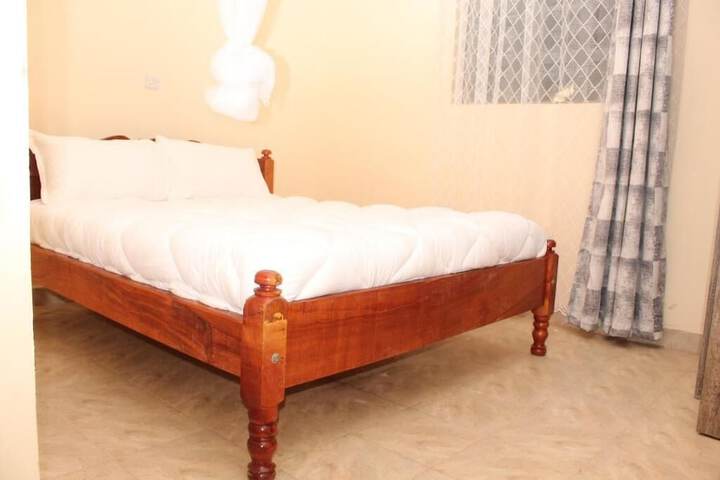 Room 8 of 42