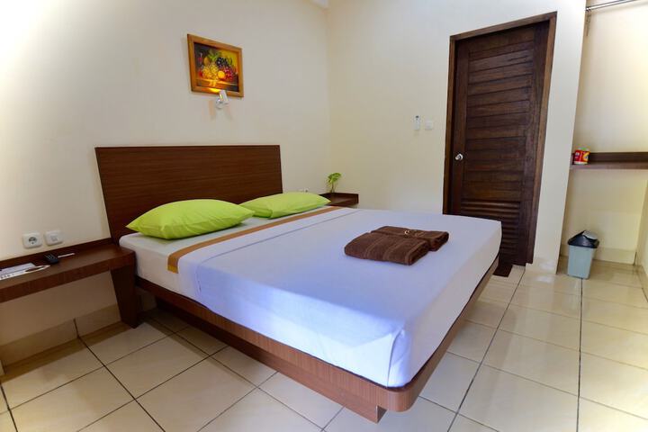 Room 14 of 43