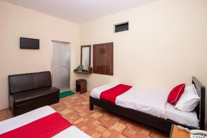 Room 3 of 11