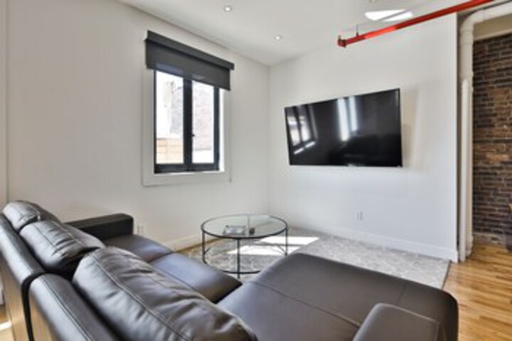 Room 45 of 74