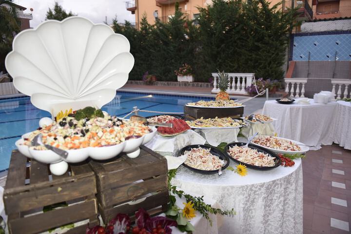 Dining 46 of 72