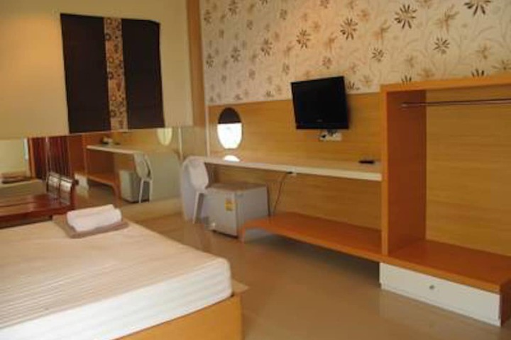 Room 21 of 32