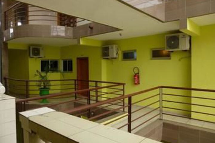 Ballroom/Hall 8 of 16