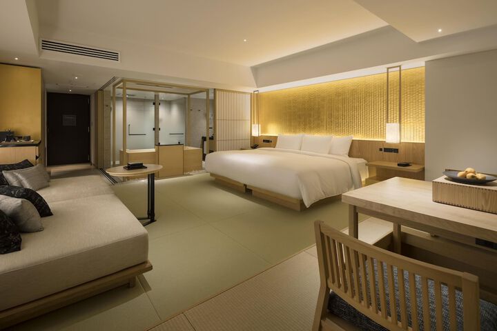 Room 50 of 134