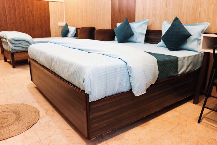 Room 14 of 49
