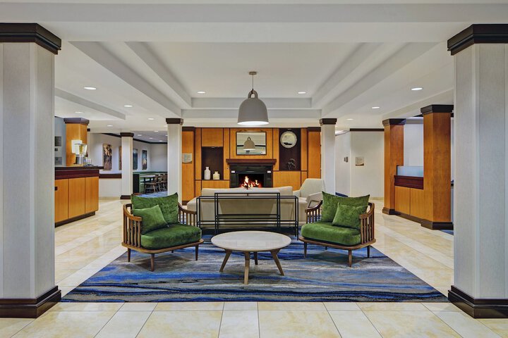 Hotel Lobby