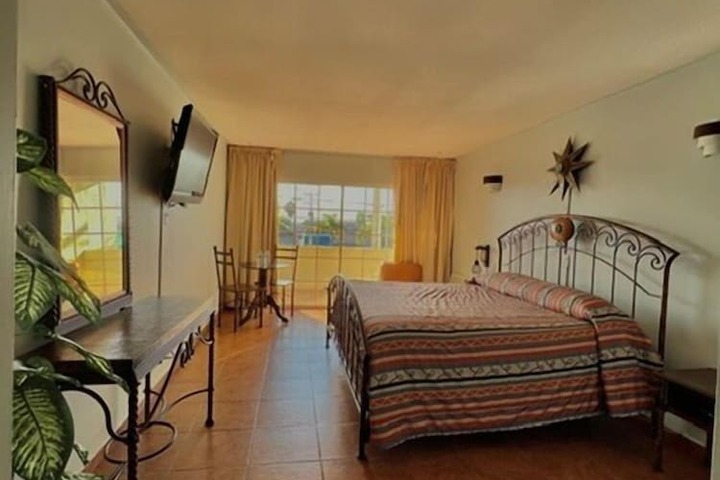 Room 15 of 35