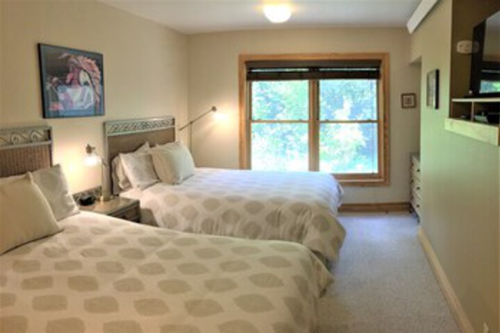 Room 70 of 117