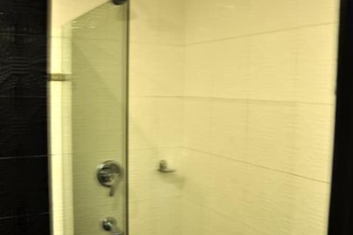 Room 31 of 46