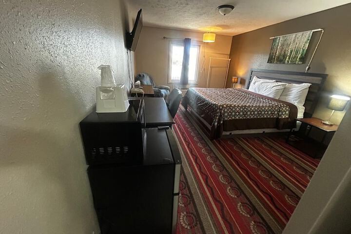 Room 8 of 51