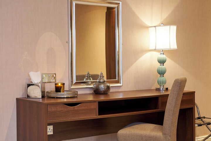 Room 16 of 47