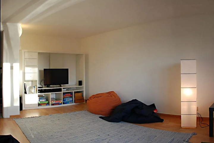Room 3 of 23
