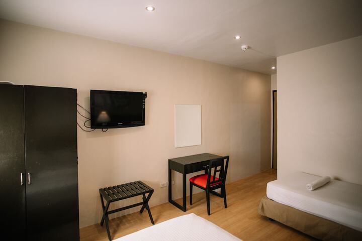 Room 95 of 158