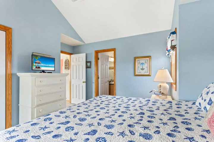 Room 5 of 23