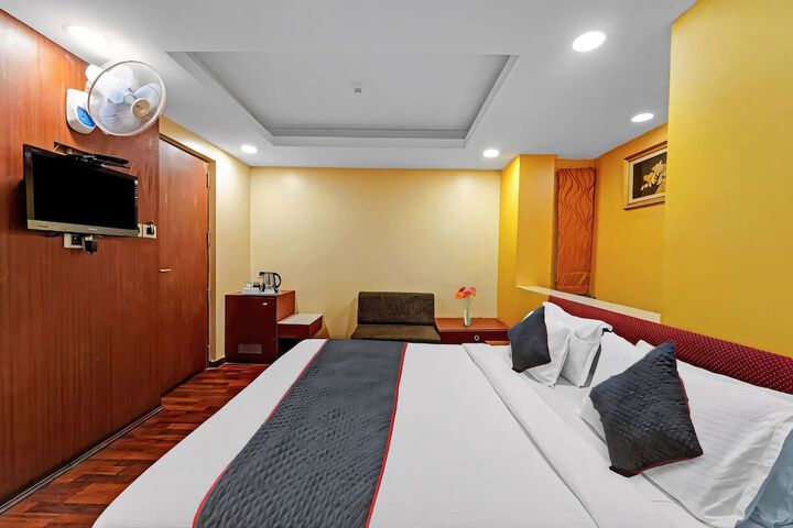 Room 3 of 22