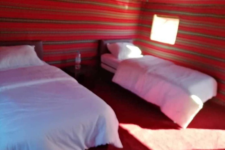 Room 11 of 34