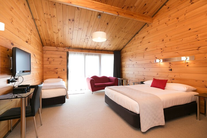 Room 7 of 35