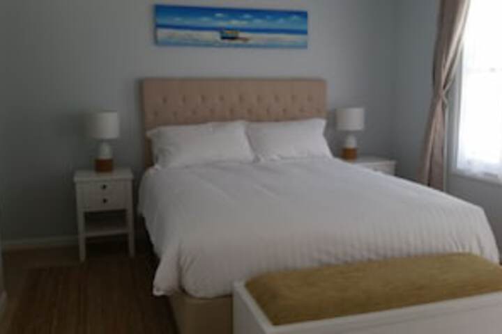Room 25 of 114