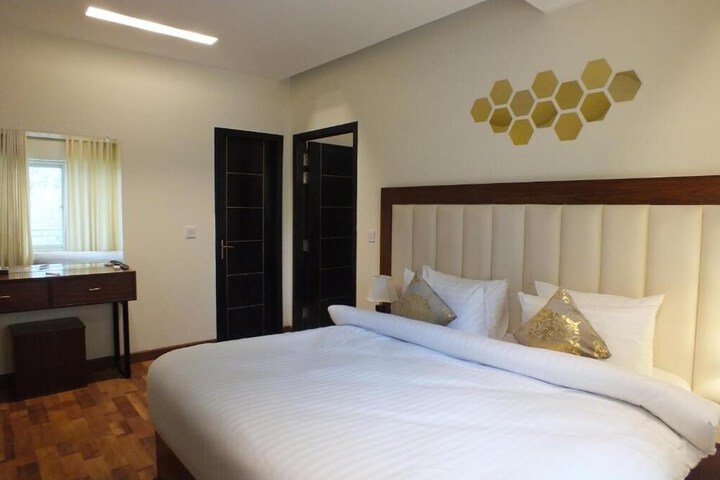 Room 21 of 39